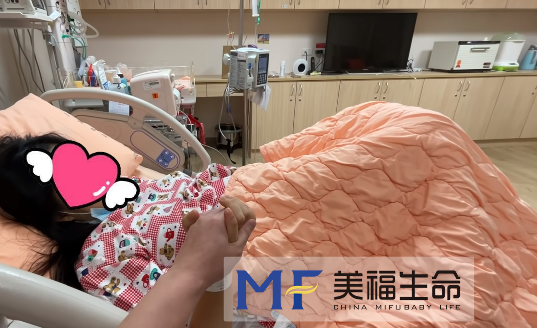 试管怀孕三个月突然出血什么情况